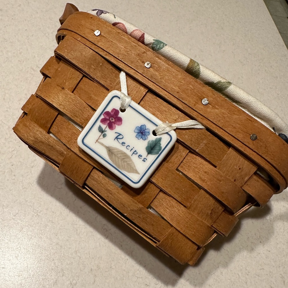 🧺 1992 Longaberger Recipe Basket with Liner & Protector